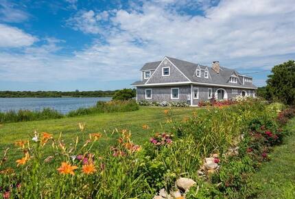 The Carriage House - Falmouth, Massachusetts