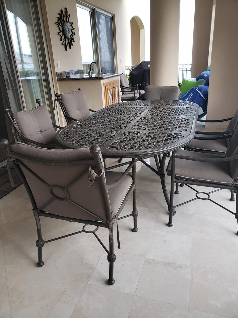 Main Patio Full Dining Set