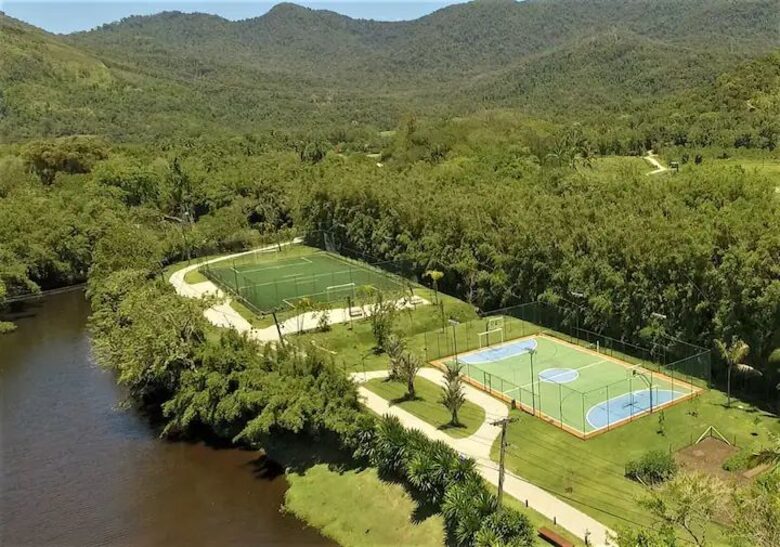 Porto Frade Condominium 2BD Apartment - Frades, Angra Dos Reis, Brazil