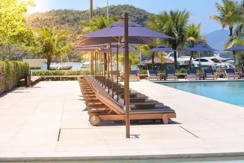 Porto Frade Condominium 2BD Apartment - Frades, Angra Dos Reis, Brazil