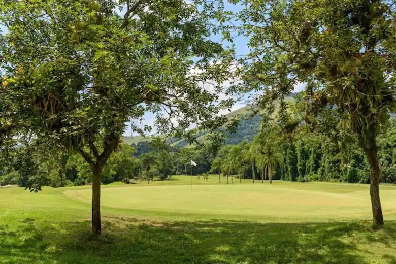 Porto Frade Condominium 3BD Apartment - Frades, Angra Dos Reis, Brazil
