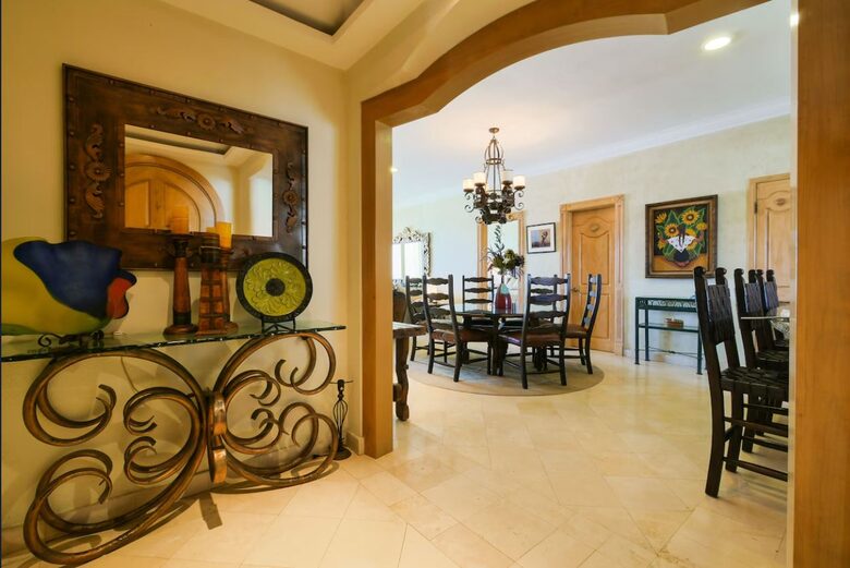 Villa Entry