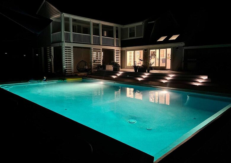 Luxurious Retreat in Chatham with Pool - Chatham, Massachusetts