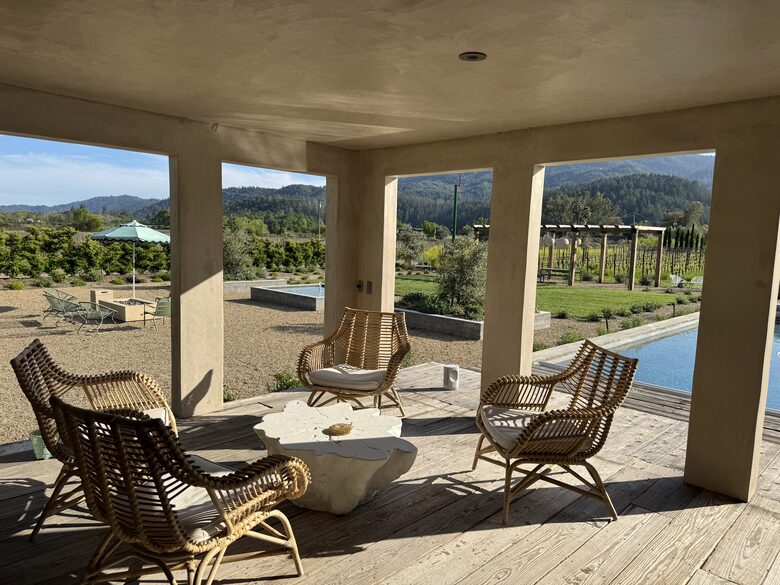 Napa Valley Vineyard Estate - Saint Helena, California