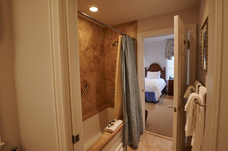 2 Bedroom at Rosewood Bermuda Golf Villas - Hamilton Parish, Bermuda