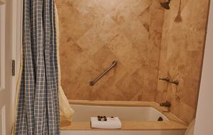 4 Bedroom at Rosewood Bermuda Golf Villas - Hamilton Parish, Bermuda