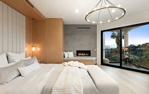 Custom Studio City Hillside Oasis with Pool and Recording Studio - Studio City, California