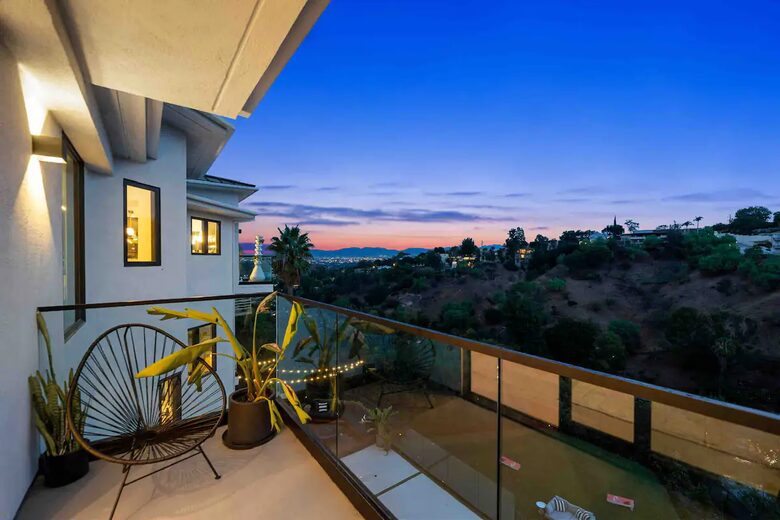 Custom Hillside Oasis with Stunning Views - Studio City, California