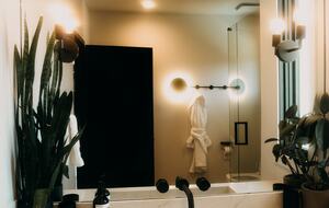 Custom Studio City Hillside Oasis with Pool and Recording Studio - Studio City, California