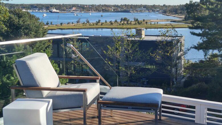 Stunning Modern Design Retreat - Sag Harbor, New York