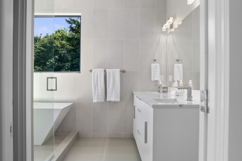 Waterview Oasis - Tacoma, Washington