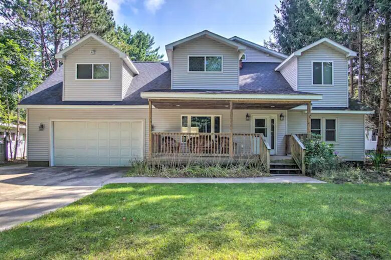 Spacious Retreat Steps from Lake Michigan - Whitehall, Michigan