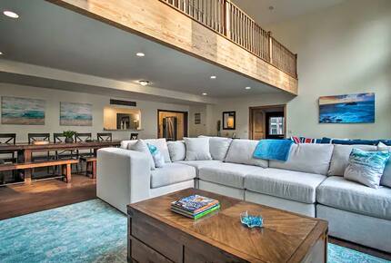 Spacious Retreat Steps from Lake Michigan - Whitehall, Michigan