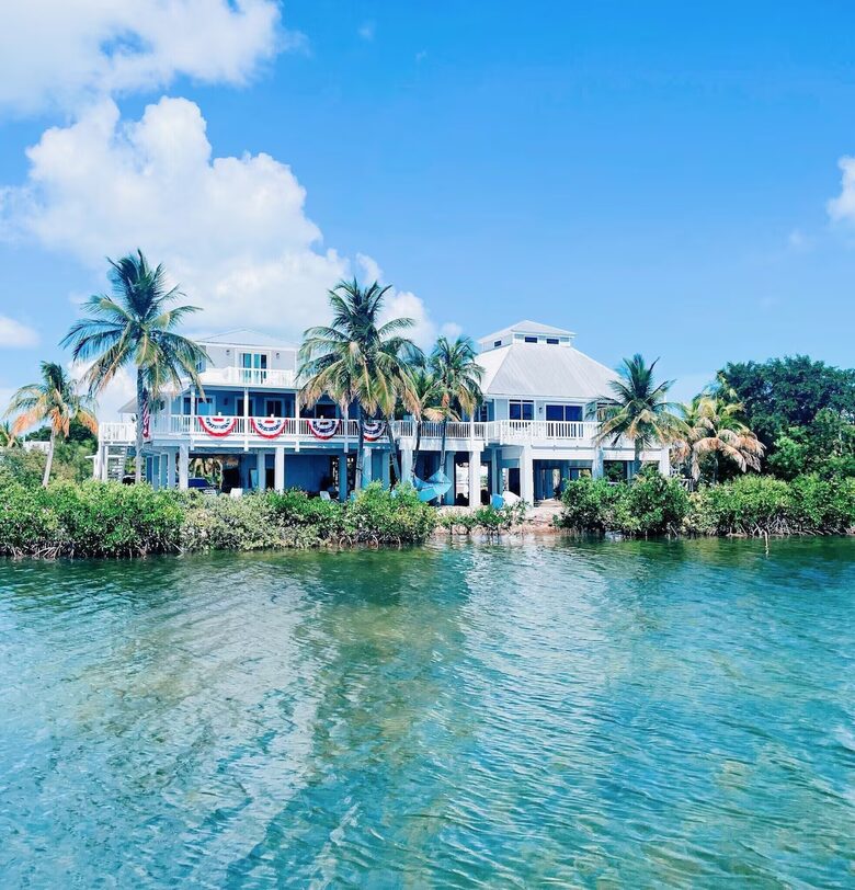 Vista De Sirenas - Cudjoe Key, Florida