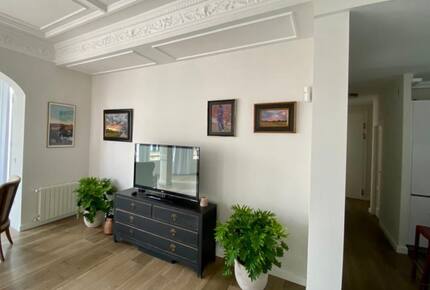 Elegant Valencian Apartment - Valencia, Spain