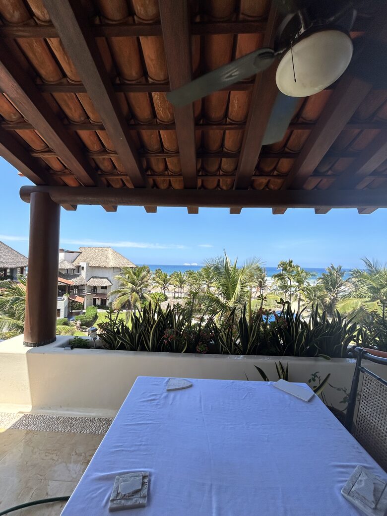 "Las Palmas" Gorgeous Penthouse - Zihuatanejo, Mexico