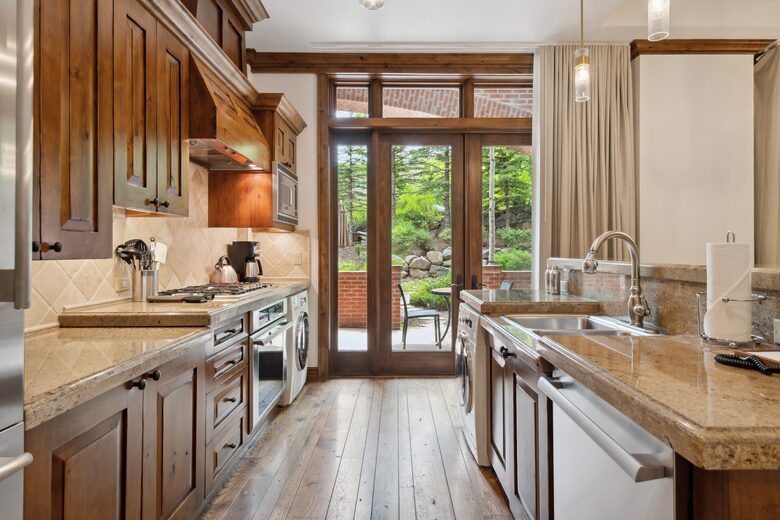 The Aspen Mountain Residences - 1 Bedroom Residence - Aspen, Colorado