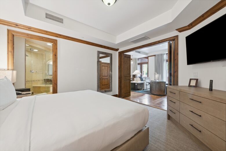 The Aspen Mountain Residences - 1 Bedroom Residence - Aspen, Colorado