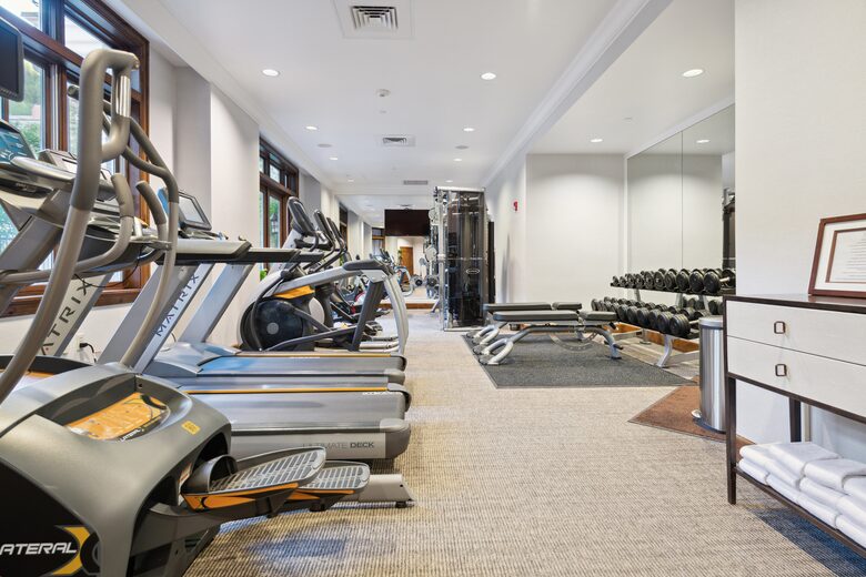The Aspen Mountain Residences - 1 Bedroom Residence - Aspen, Colorado