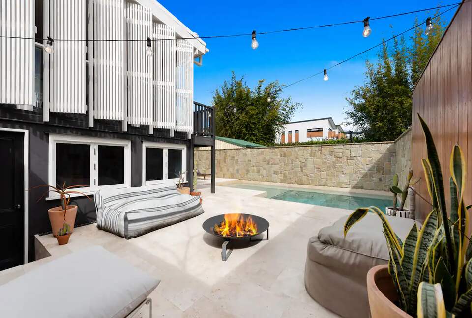 The Clay Home - Brisbane, Australia