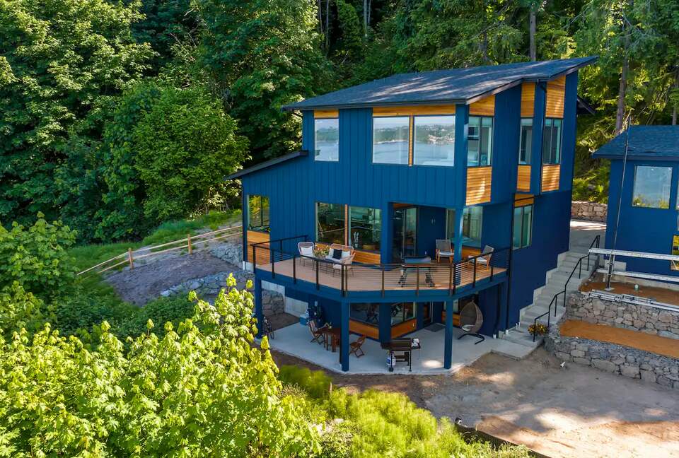 Waterview Oasis - Tacoma, Washington