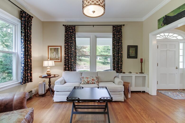 Bunny Hill Cottage - Homestead Resort - Hot Springs, Virginia