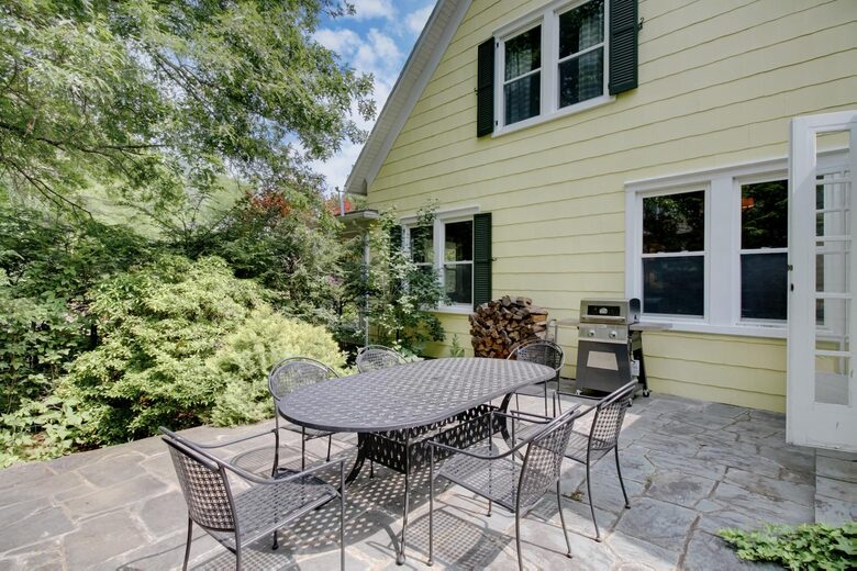 Bunny Hill Cottage - Homestead Resort - Hot Springs, Virginia