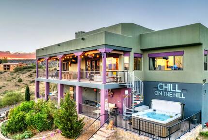 Chill on the Hill | Arizona Wine Country Luxury - Cornville, Arizona