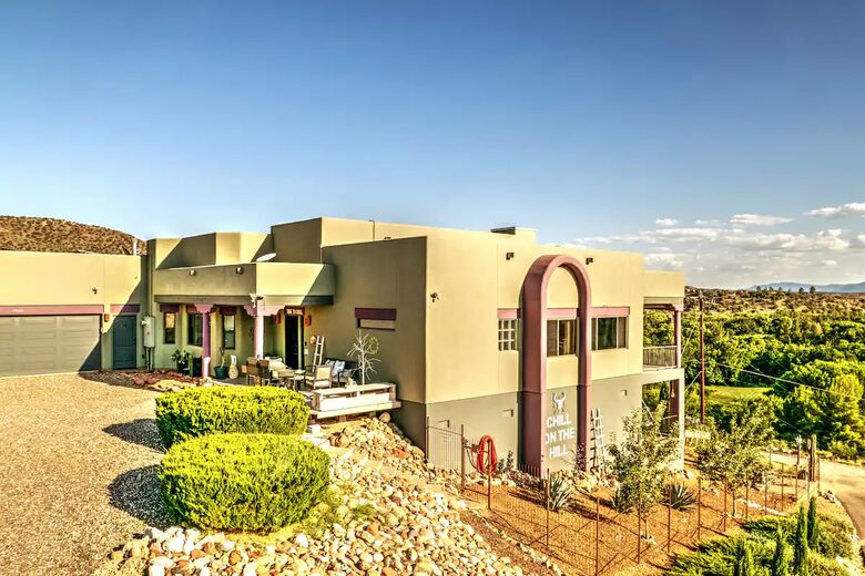 Chill on the Hill | Arizona Wine Country Luxury - Cornville, Arizona