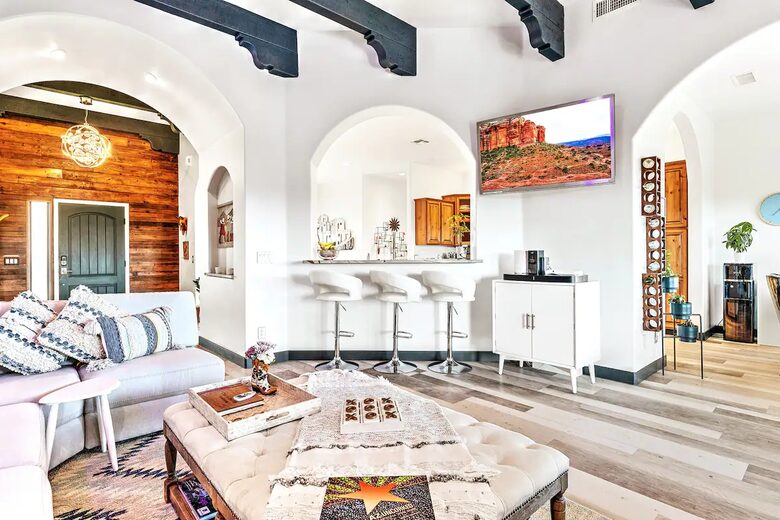 Chill on the Hill | Arizona Wine Country Luxury - Cornville, Arizona