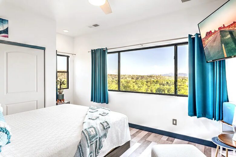 Chill on the Hill | Arizona Wine Country Luxury - Cornville, Arizona