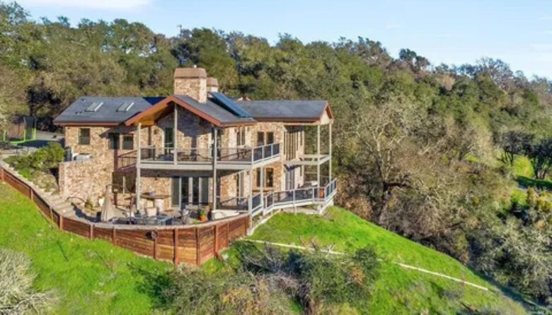 Wine Country Retreat - Santa Rosa, California