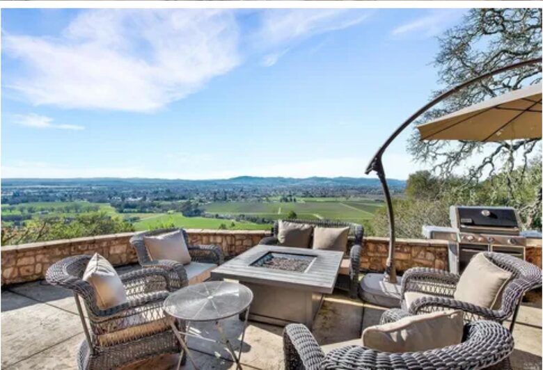 Wine Country Retreat - Santa Rosa, California