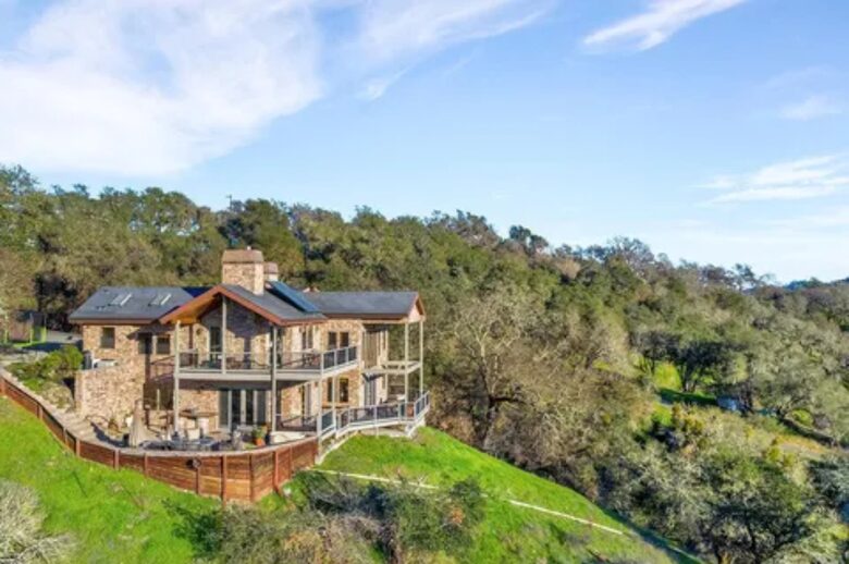 Wine Country Retreat - Santa Rosa, California