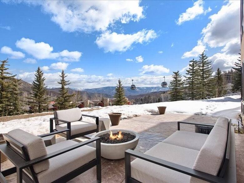 The Chamonix Ski-In/Ski-Out Luxury Condo - Snowmass Village, Colorado