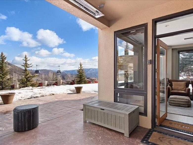 The Chamonix Ski-In/Ski-Out Luxury Condo - Snowmass Village, Colorado