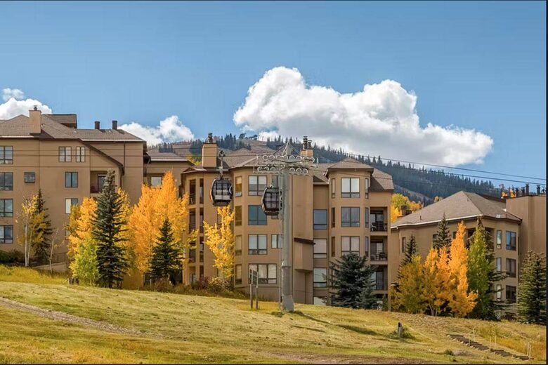 The Chamonix Ski-In/Ski-Out Luxury Condo - Snowmass Village, Colorado