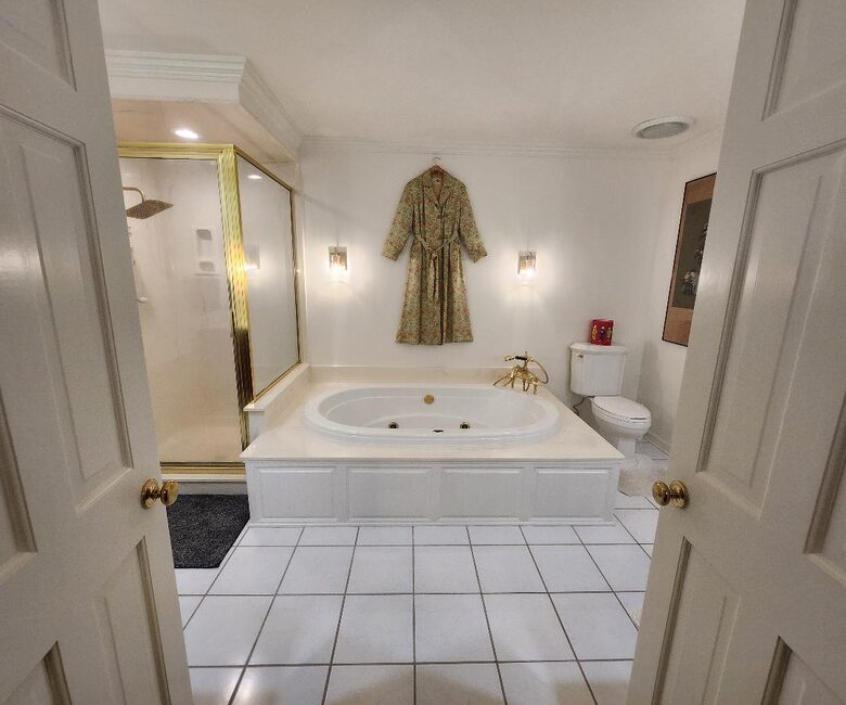 Bentonville Equestrian Property - Bentonville, Arkansas