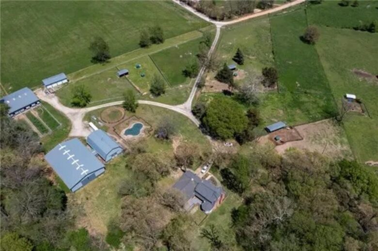 Bentonville Equestrian Property - Bentonville, Arkansas