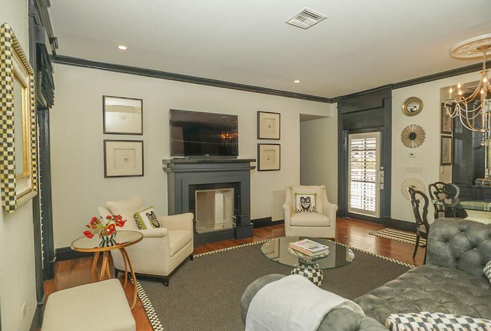 Super Chic Villa Downtown & Near Beach - Naples, Florida