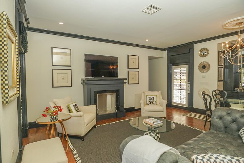 Super Chic Villa Downtown & Near Beach - Naples, Florida