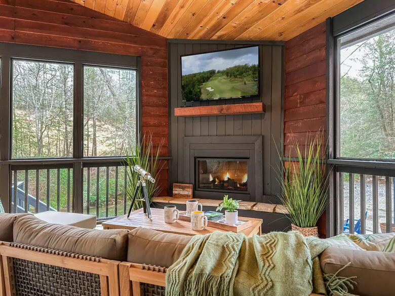 Creekside Adventure - Blue Ridge, Georgia