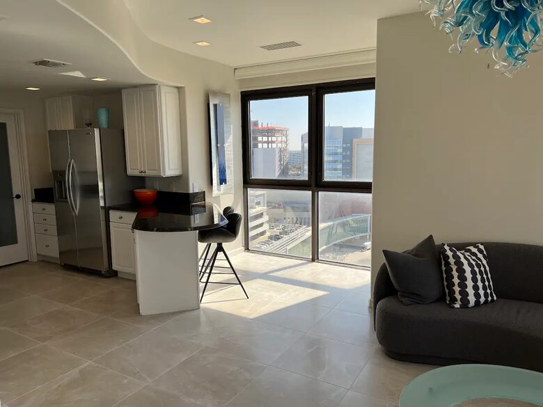Penthouse in the Sky - San Antonio, Texas