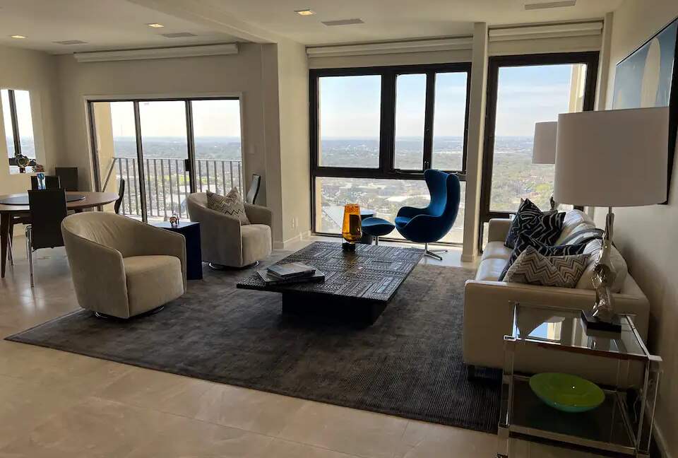 Penthouse in the Sky - San Antonio, Texas