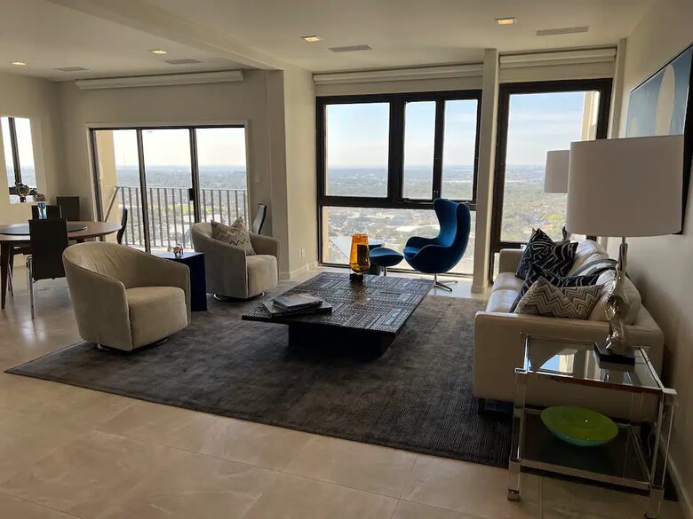 Penthouse in the Sky - San Antonio, Texas