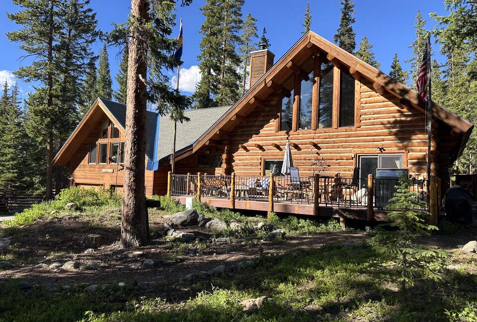 Large Log Home on a Private Acre with a Pond - Breckenridge, Colorado