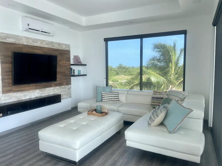 Caye Caulker Ocean Front Condo at Blu Zen Resort - Caye Caulker, Belize