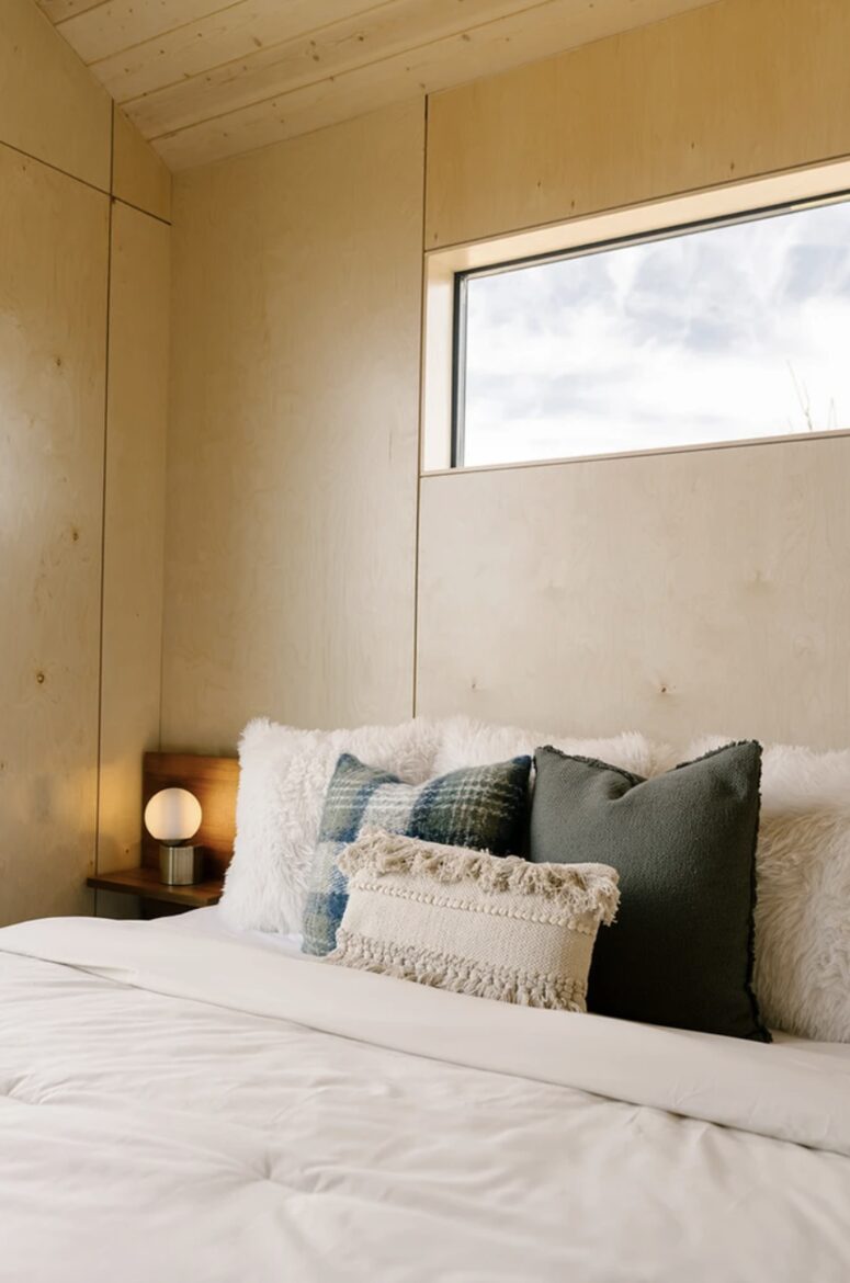 Yellowstone Peaks Three Luxe Modern Cabins - Island Park, Idaho