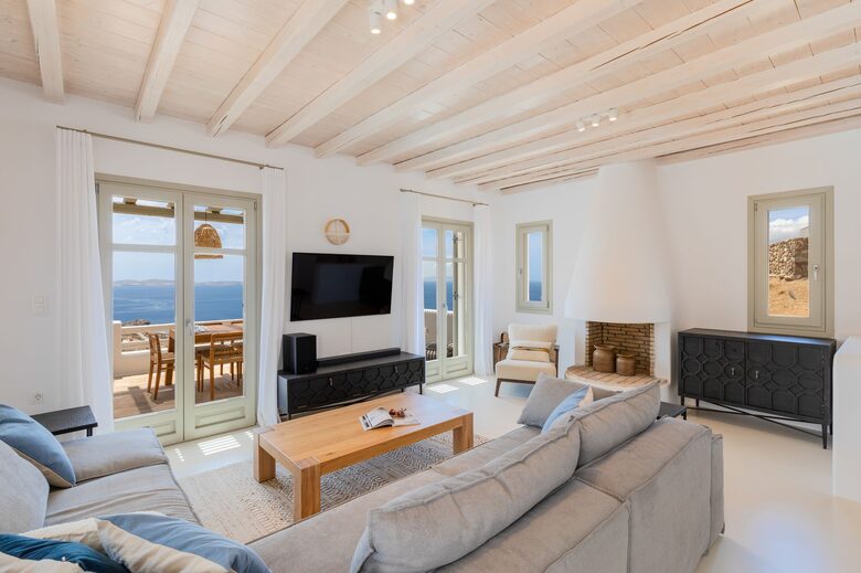 Equity Residences, Lower Mykonos Villa with Private Pool & Ocean Views - Mykonos, Greece