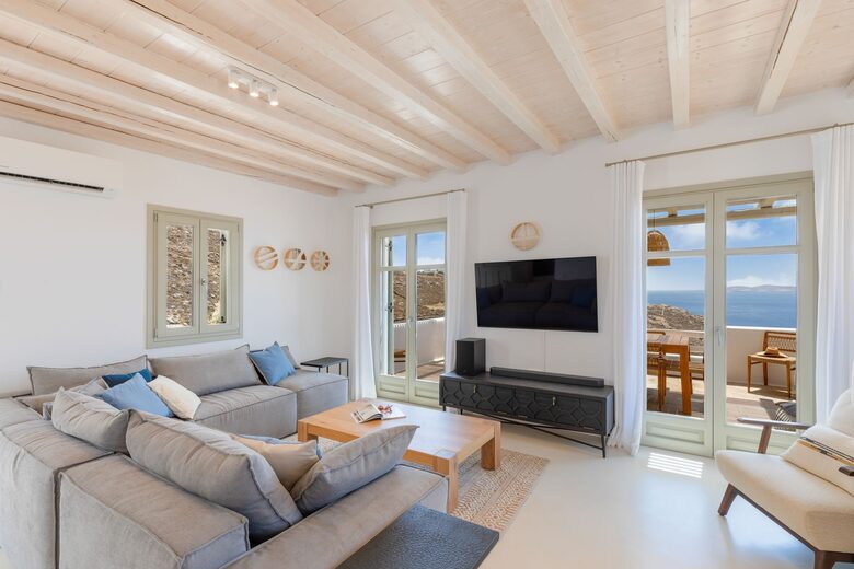 Equity Residences, Lower Mykonos Villa with Private Pool & Ocean Views - Mykonos, Greece